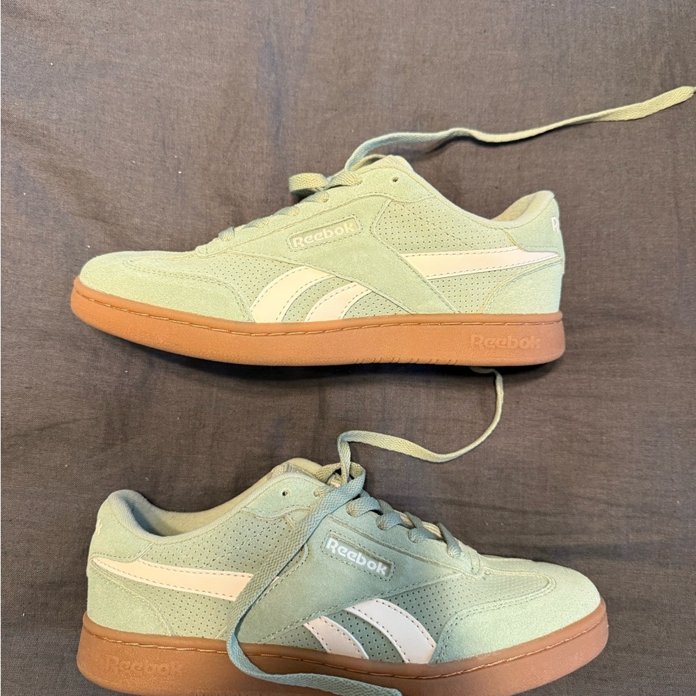 Reebok Smash Edge Sneakers